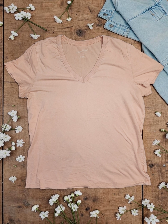 Universal Thread Tops - Universal Thread Blush/Peach V-Neck Short Sleeve Tee